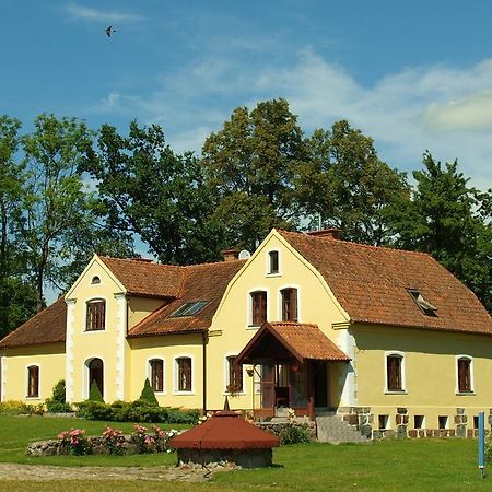 Dworek Szarki Exterior foto