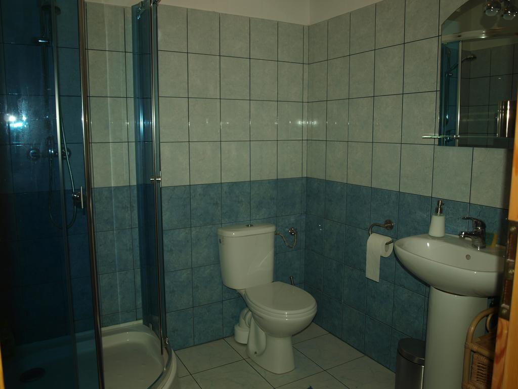 Dworek Szarki Exterior foto